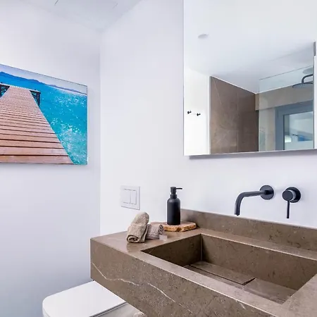 3009 - Luxurious New In Quiet Area In Costa De La Calma