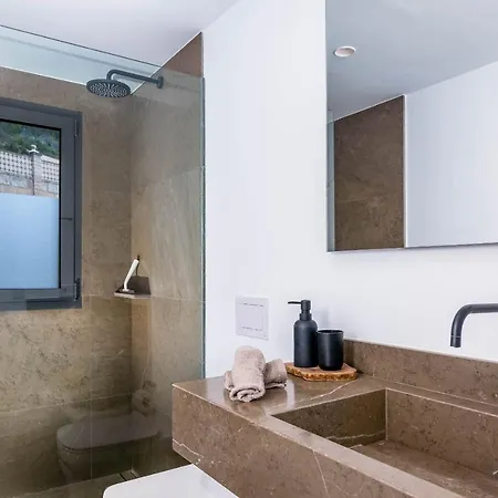 Villa 3009 - Luxurious New In Quiet Area In
